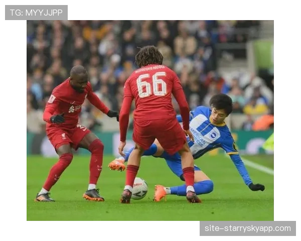 曼城后防线三人伤缺 瓜迪奥拉需临时拼凑中卫组合